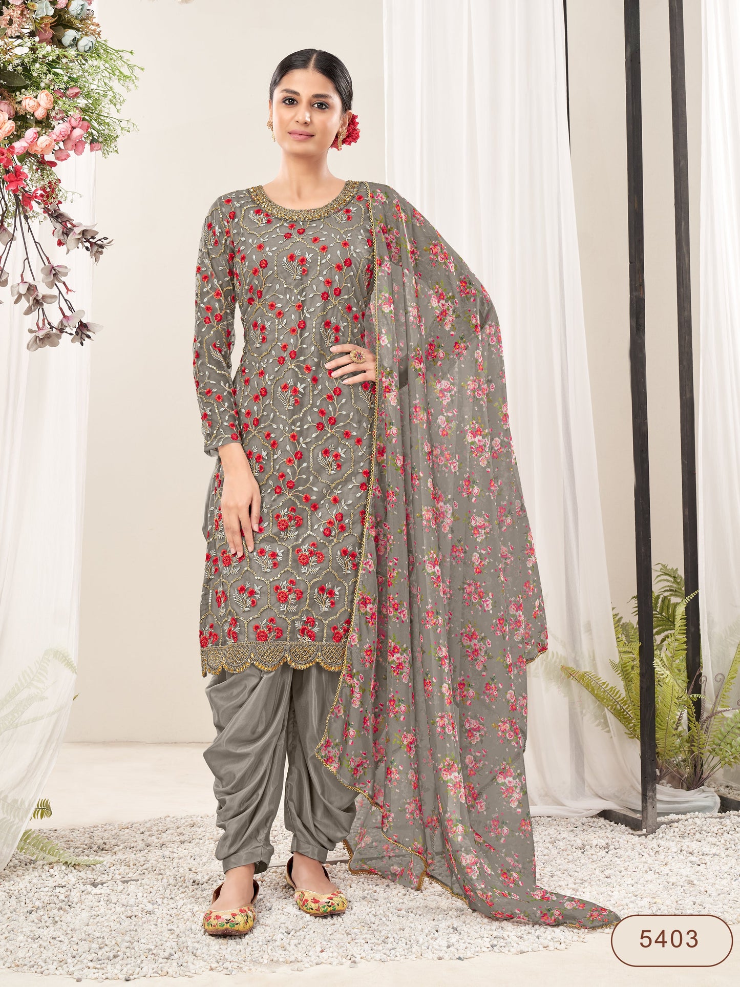 Stunning Salwar Kameez Collection with Traditional Elegance