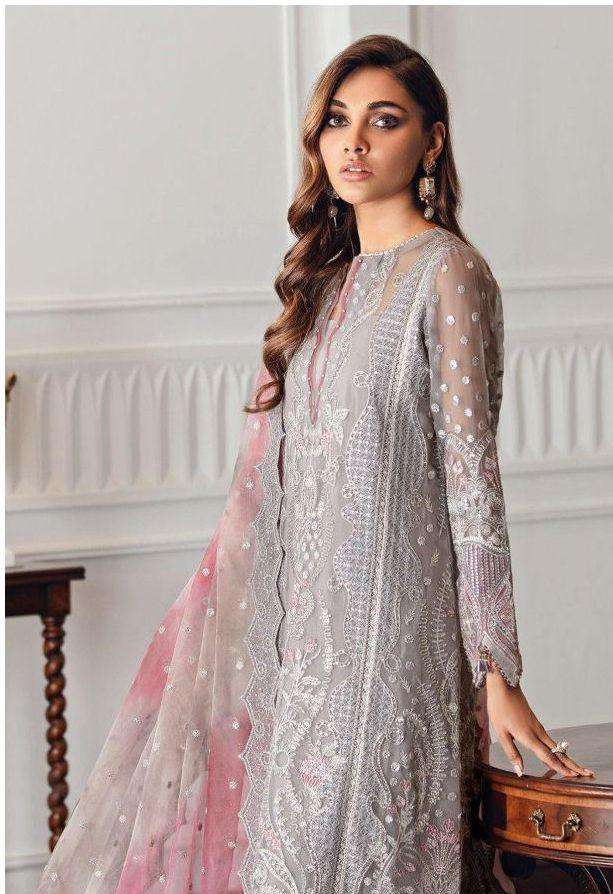 Luxurious Rich Look Pakistani Style Wear