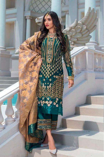 Elegant Party Wear Georgette Pakistani Style Suit